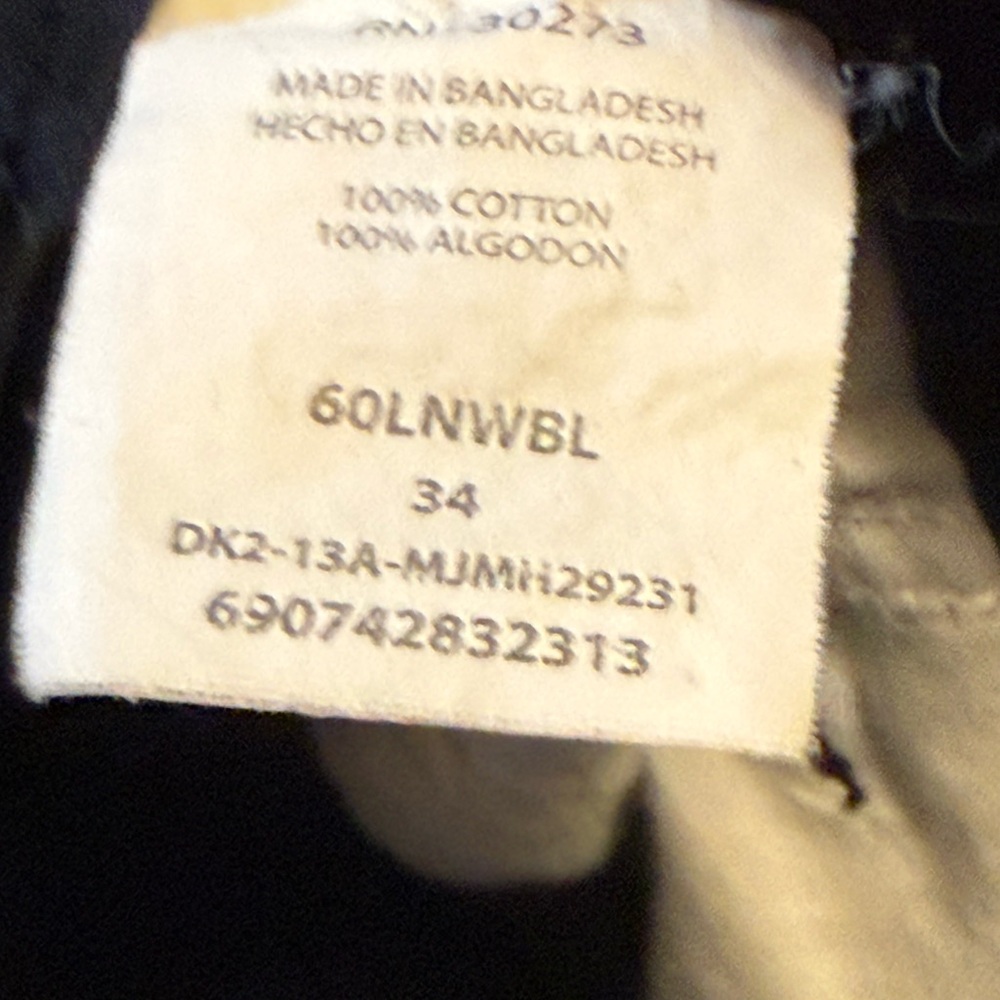 Men's Black Wrangler Cargo Shorts - Picture 3 of 5
